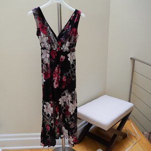 Beautiful Flowy Floral Dress with Sharkbite Hem